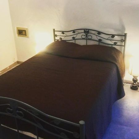 Chez Philippe Et Myriam Bed & Breakfast Oppede Luaran gambar